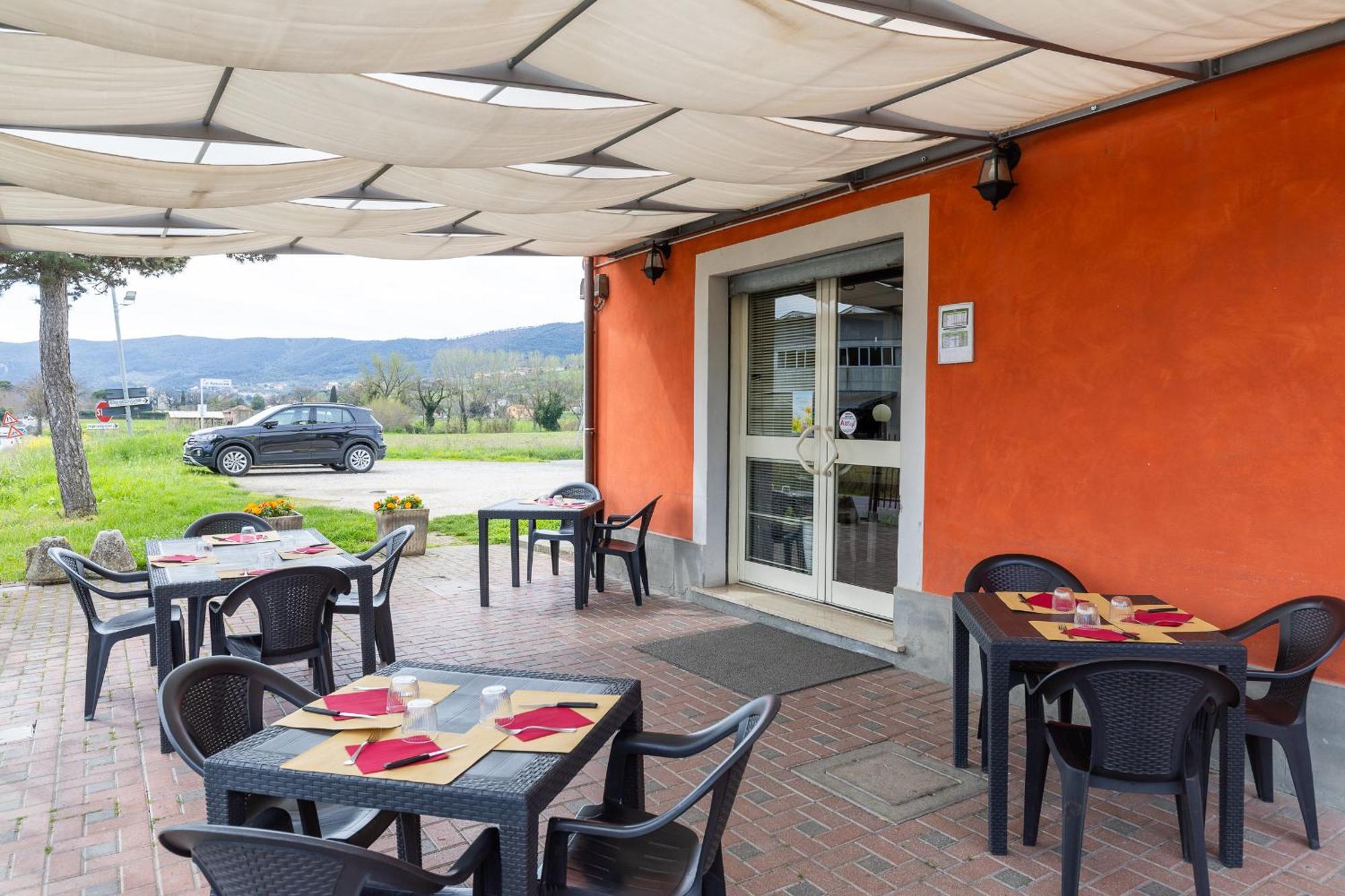 Locanda Dei 4 Narni Luaran gambar
